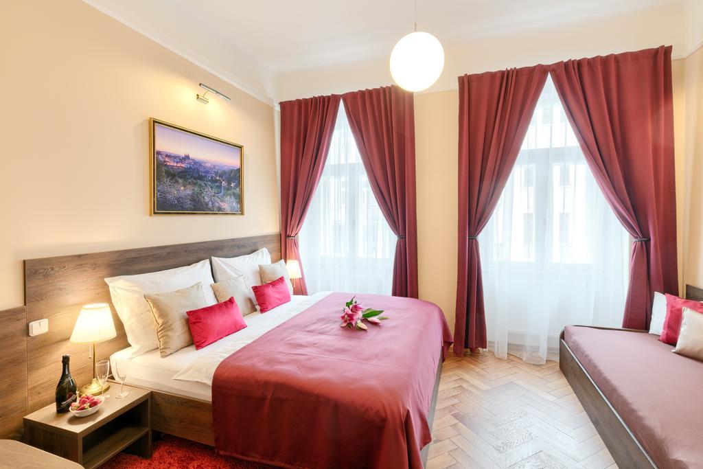 Residence Milada Prague Luaran gambar