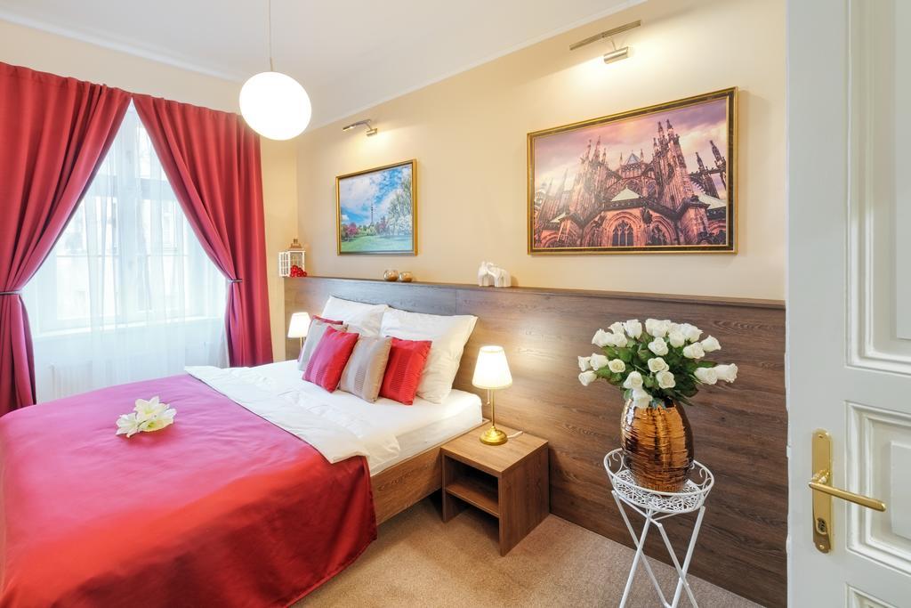 Residence Milada Prague Luaran gambar