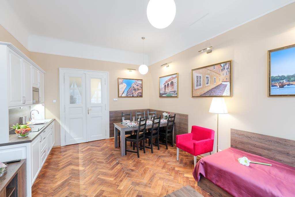 Residence Milada Prague Luaran gambar