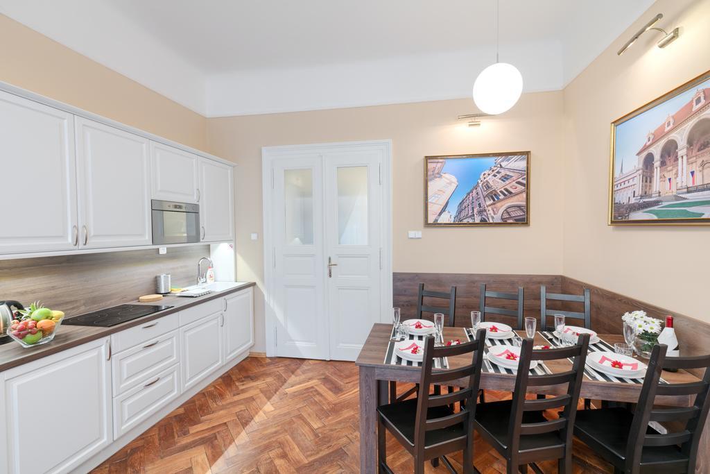 Residence Milada Prague Luaran gambar
