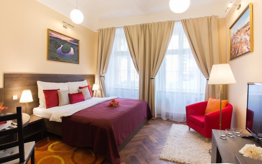 Residence Milada Prague Luaran gambar